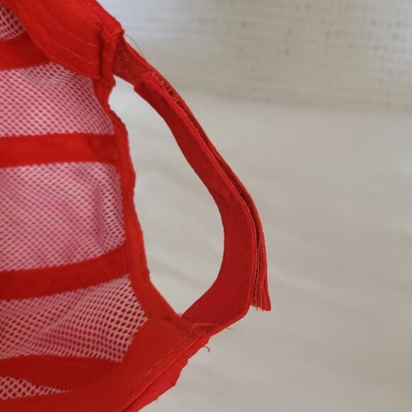 Men's or Women's Hat ARUBA Est 1499 Baseball Cap Adjustable RED Unisex OSFA - Picture 7 of 7